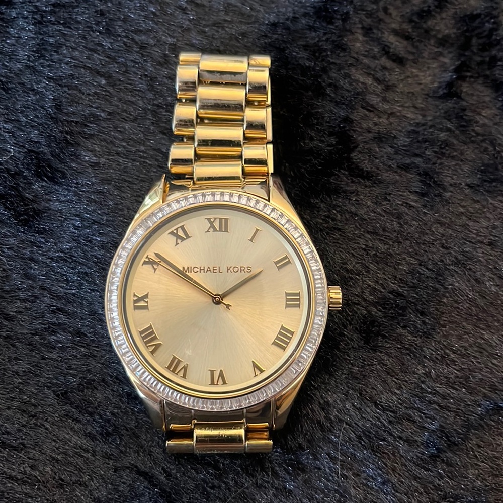 Michael Kor’s stainless steel watch